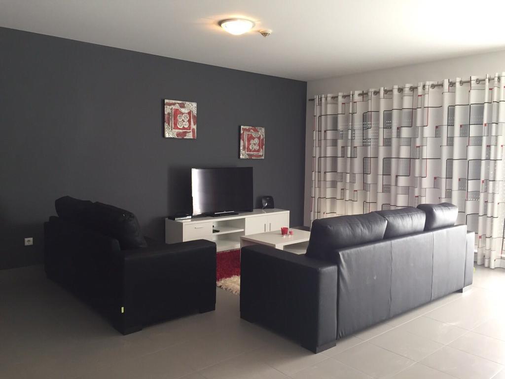 Apartamento Comunidades Lusiadas 波尔蒂芒 外观 照片